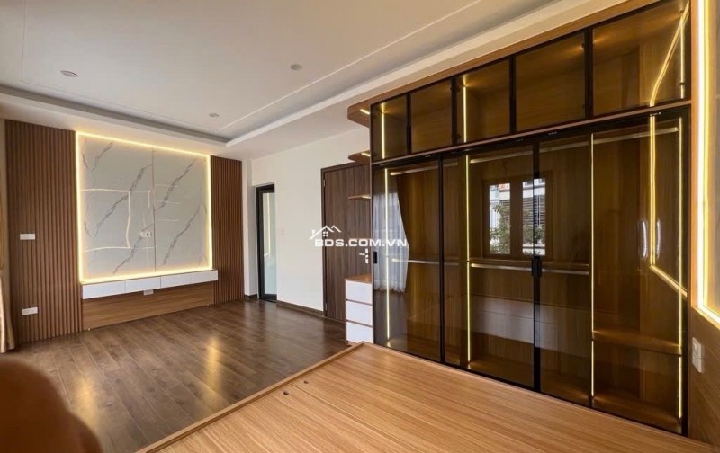 Nhà phố Kim Quan 74m, ngõ ô tô tránh, phù hợp ở và kinh doanh