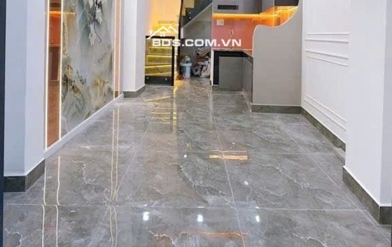 ĐOÀN VĂN BƠ – NHÀ 3 TẦNG NHỎ XINH – XÁCH VALI VÀO Ở NGAY Giá chính chủ: 3.5 TỶ – bớt Lộc Cách hẻm xe hơi chỉ 2–3 căn,