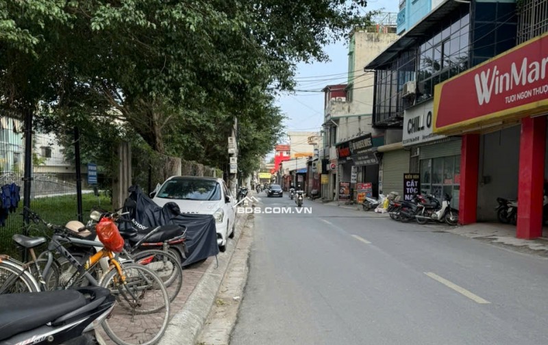 2xtr/m2 - Bán sàn VP 550m2 tầng 2 chân đế chung cư, gần trường đại học, lối đi riêng