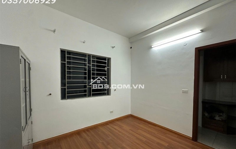 Cho thuê gấp căn hộ 3PN, 74m2 tại CT12B - Đại Kim, Hoàng Mai, Hà Nội