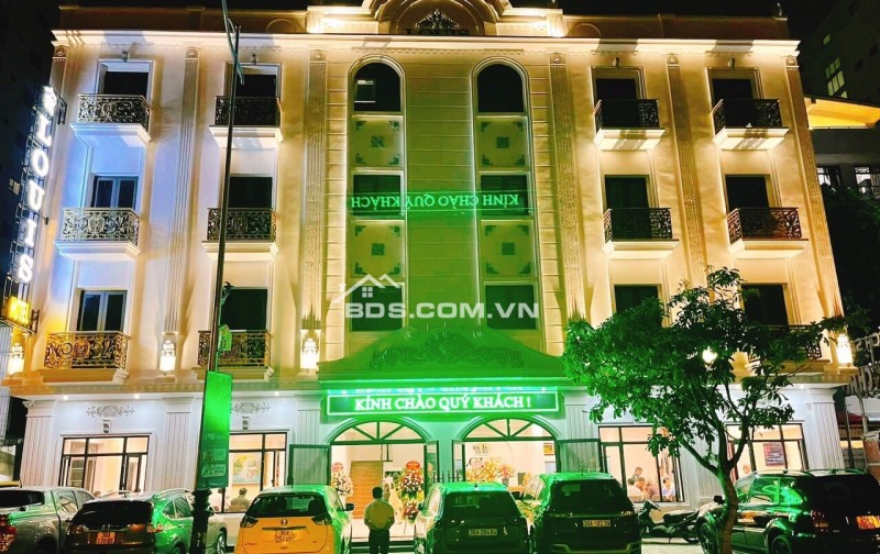 Bán khách sạn mặt biển Sầm Sơn, Thanh Hóa