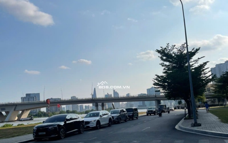 Căn hộ Riverside Nguyễn Hữu Cảnh – 42m² – view Bitexco – 3.9ty