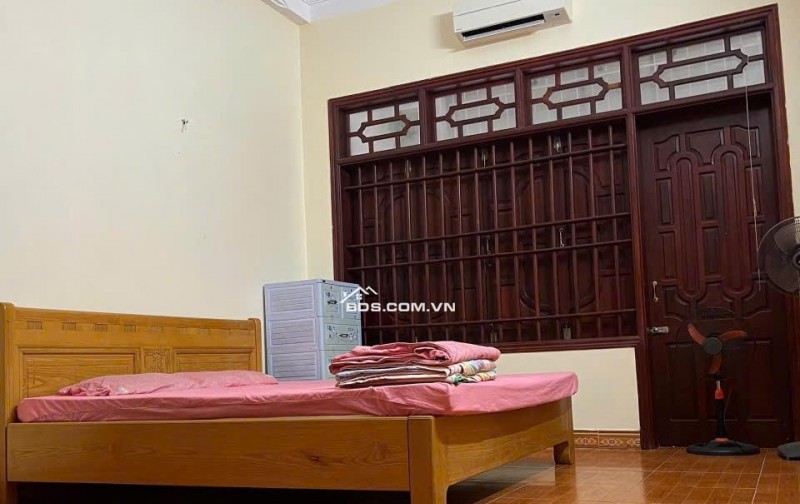 Siêu phẩm nhà đẹp mặt tiền đường Nguyễn Trãi, Sầm Sơn, DT 86m2, giá 3 tỷ xxx