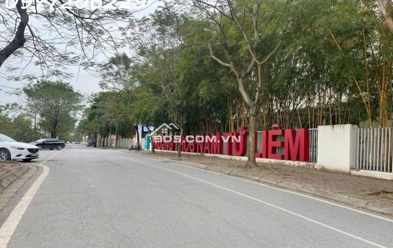 Chính chủ bán nhà 2 mặt tiền Khu TĐC Xuân Phương,mặt trước là vườn hoa mặt sau là đường 6m