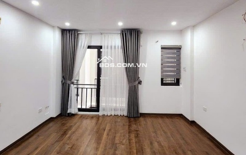 Nhà ngõ Đàm Quang Trung 52m, cách ô tô đỗ 30m, 5 tầng xây mới