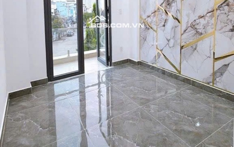 ĐOÀN VĂN BƠ – NHÀ 3 TẦNG NHỎ XINH – XÁCH VALI VÀO Ở NGAY Giá chính chủ: 3.5 TỶ – bớt Lộc Cách hẻm xe hơi chỉ 2–3 căn,