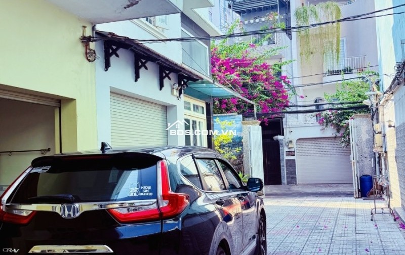  Nhà ngang KHỦNG 8.5m Hiếm Tại Gò Vấp – 106m², 3 Tầng, Hẻm Xe Hơi, chỉ 11 tỷ!