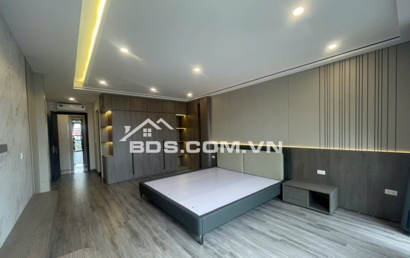 HIẾM! NHÀ NGỌC THỤY – THANG MÁY – Ô TÔ NGỦ TRONG NHÀ – FULL NỘI THẤT – Ở NGAY