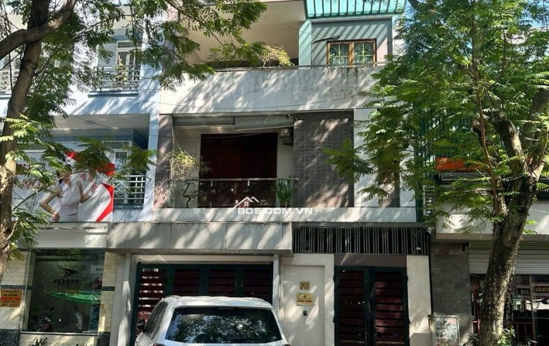 Cho thuê nhà mặt đường Quang Lai, Tứ Hiệp thích hợp vừa làm văn phòng và ở nhà đẹp