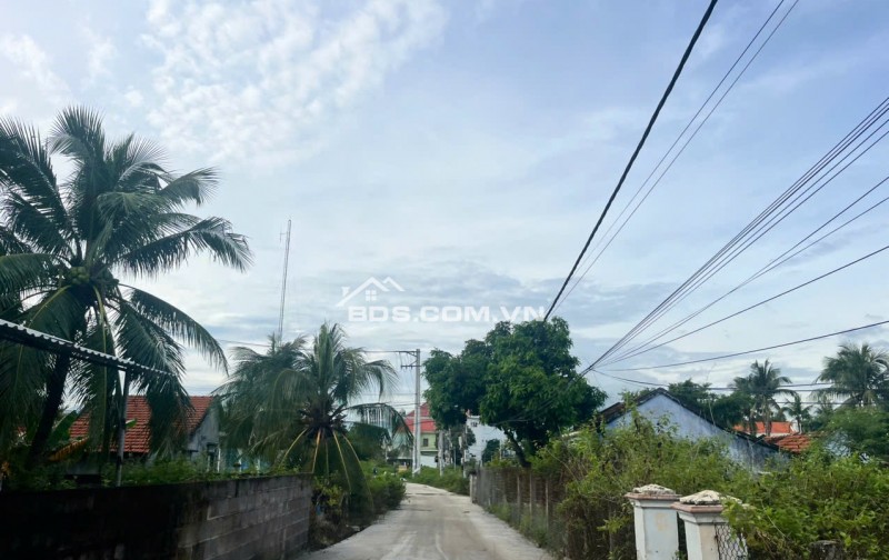 Hàng hiếm tại Phường Ninh Hải, Thị xã Ninh Hòa, Khánh Hòa, DT 254.6 m2, giá đầu tư