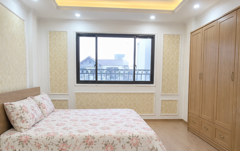 NHÀ MỚI 5 TẦNG – LÔ GÓC – Ô TÔ ĐỖ CỬA – 35M² – NHỈNH 7 TỶ – CỔ LINH, THẠCH BÀN