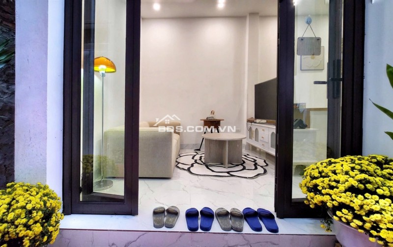 Chủ rất cần tiền bán căn biệt thự Vinhomes Riverside Phúc Đồng Long Biên