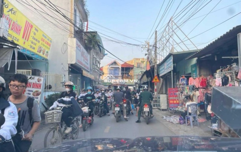 Bán đất Hoà Lạc gần Đại Học Quốc Gia Hà Nội vốn 1.980 tỷ, 0968 274 096