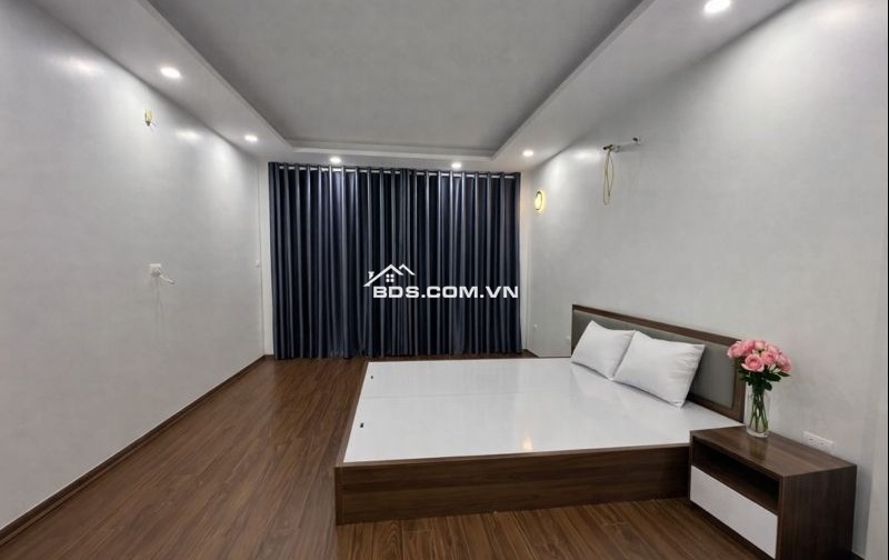 NHÀ MẶT ĐƯỜNG VỈA HÈ-Ô TÔ TRÁNH–THÔNG KHU GARDEN CITY–58M², 4 TẦNG–GIÁ NHỈNH 10 TỶ