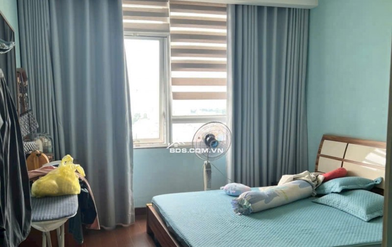 Căn hộ Screc , Trường Sa, Q3 có 1p ngủ có nội thất giá 10tr, Bancong.