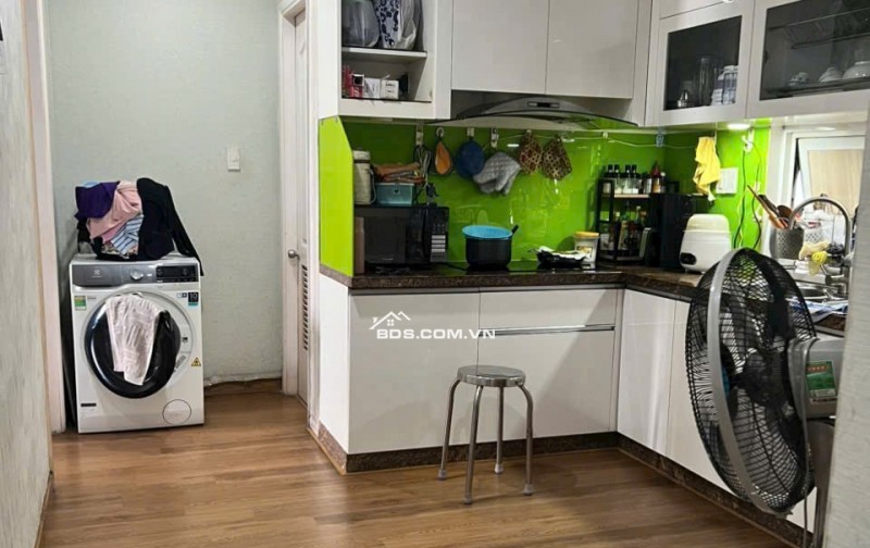 Căn hộ Screc , Trường Sa, Q3 có 1p ngủ có nội thất giá 10tr, Bancong.