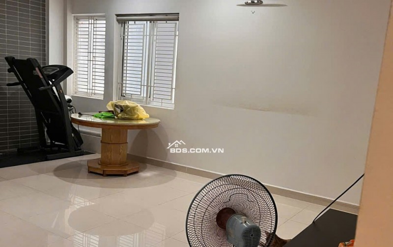 C/c Coopmart Screc, 79m2, Căn góc, 2PN, WC, Trường Sa, Q3, NT, 12tr5/th. Nhà sạch