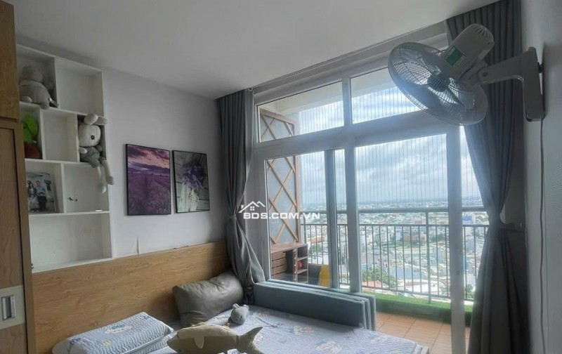 Chung cư Phú Thạnh, Nguyễn Sơn, TP: 95m2, 3p ngủ, full NT, 10tr/th