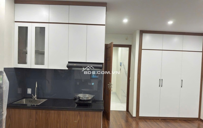 BÁN NHÀ CẦU GIẤY, 63M, 8 TẦNG, GIÁ 12,8 TỶ, DÒNG TIỀN 40TR/TH, KHU VỰC KD SẦM UẤT