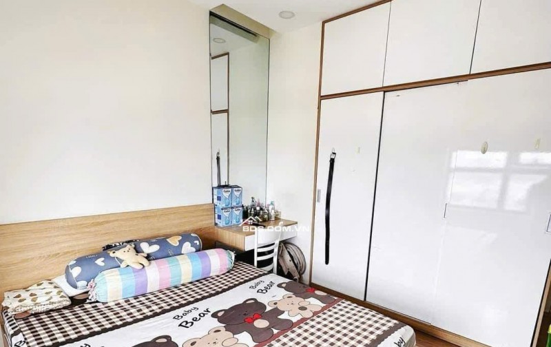 Carillon 2, Trịnh Đình Thảo, Hòa Thạnh, TP: 81m2, 2p ngủ,10tr5/th. Nhà mới