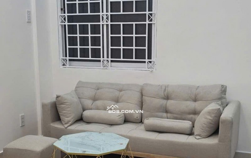 Chung cư 08 Bà Huyện Thanh Quan, Q3: 80m2, 2p ngủ, Nhà đep, 11tr/th