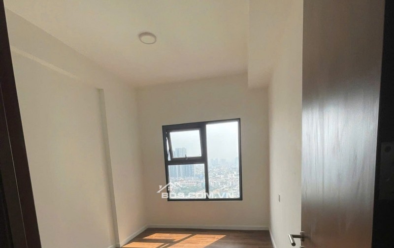Chung cư Âu Cơ Tower, Âu Cơ, TP: 73m2, nhà mới, 10 triệu. Nhà mới.