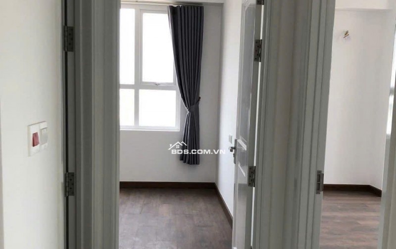 Giá 10tr5, C/c Bàu Cát, Hồng Lạc, TB: 2p ngủ, NTCB, 75m2, Căn góc.