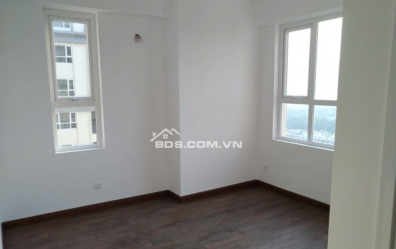 Giá 10tr5, C/c Bàu Cát, Hồng Lạc, TB: 2p ngủ, NTCB, 75m2, Căn góc.