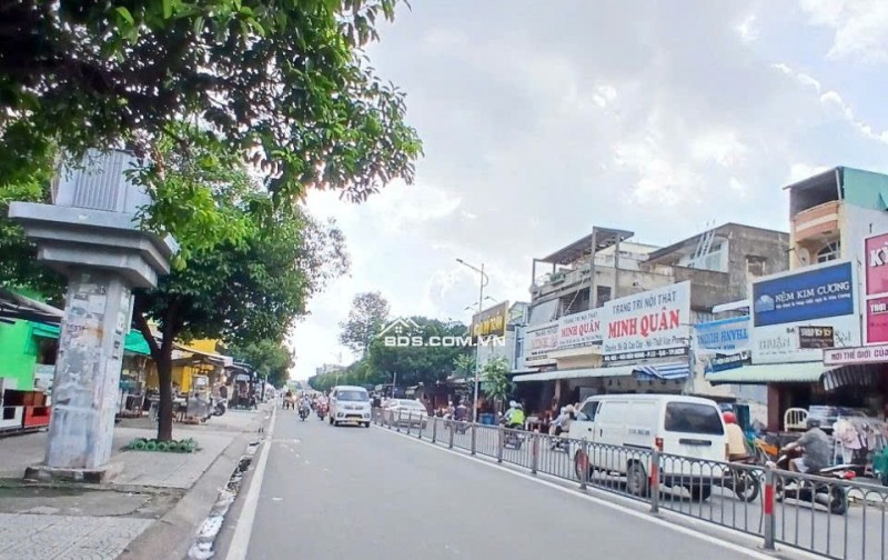 Mặt Tiền đường Hậu Giang Quận 6 dt ( 4,8 x 20 ) giá 25 tỷ