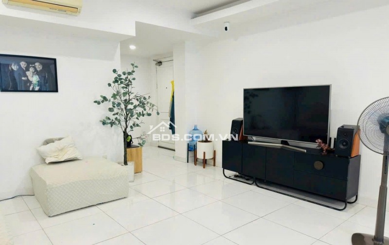 C/c Ruby, Nguyễn Sỹ Sách, TB: 120m2, 3PN. Căn Góc, nội thất, 13,5tr.