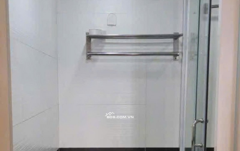 Cho thuê căn 85m2, có 3p ngủ, 2wc, nội thất - C/c Miếu Nổi giá 13tr5/th