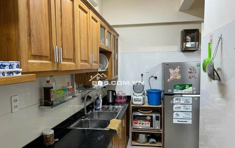 Thuê cc Phan Xích Long full Nội thất, 13tr5/th, P7, PN, 90m2, 3PN.