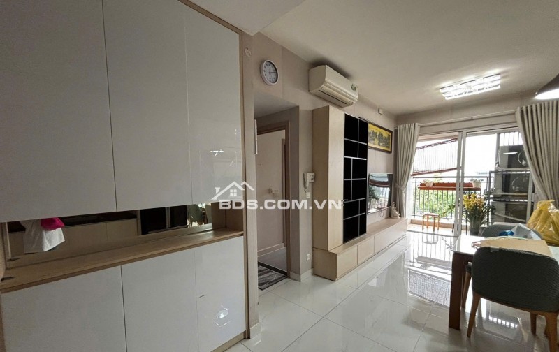 Chung cư Richstar Tân Phú, Hoà Bình: 67m2, nhà mới, ban công, 2p ngủ, 13tr