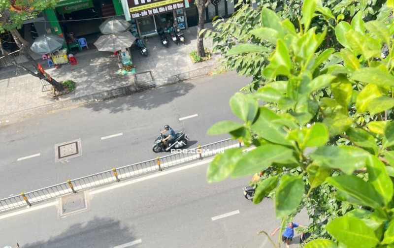 Góc 2 MT Nguyễn Văn Luông P12 Q6 dt: 6x13 nở hậu 10m giá 23 tỷ