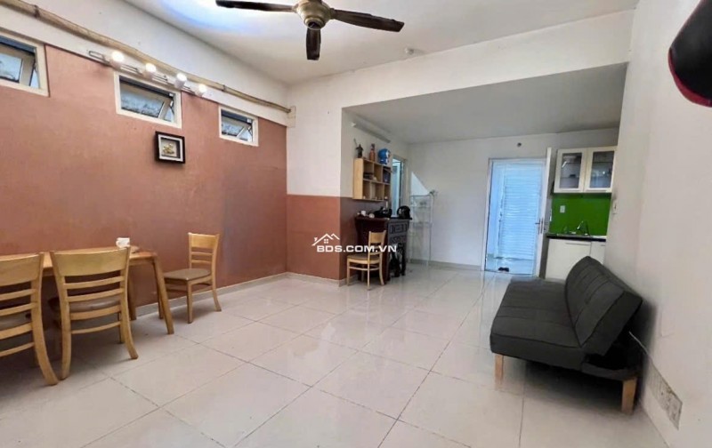 Chung cư Kim Hồng, Vườn Lài, TP: 68m2, 2p ngủ, 8tr5/th, Nội thất