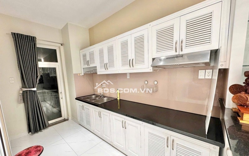 Ruby Garden- Nguyễn Sỹ Sách, 110m2, 3PN, 3WC, Nội thất mới, 13tr/th.