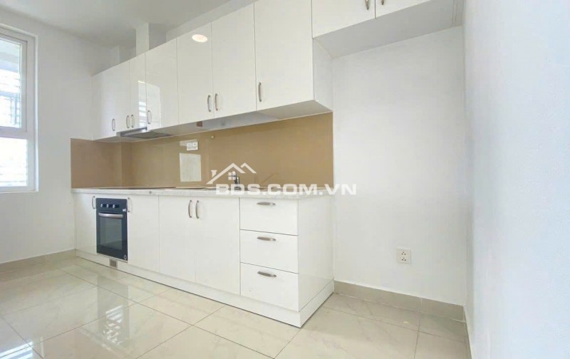 C/c Bàu Cát, Hồng Lạc, TB: 2p ngủ, NTCB, 10,5tr/th, 77m2, Bancong.