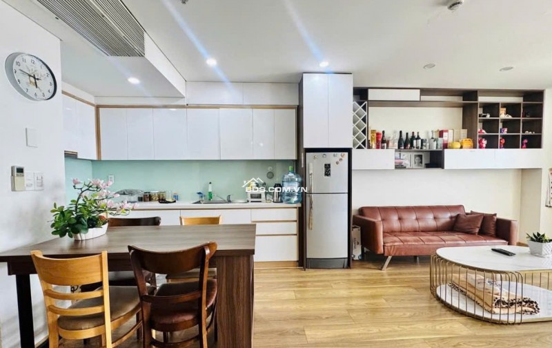 Giá 14tr/th, C/c Phúc Yên, Phan Huy Ích, P15, TB, 130m2, 3PN, 3WC.