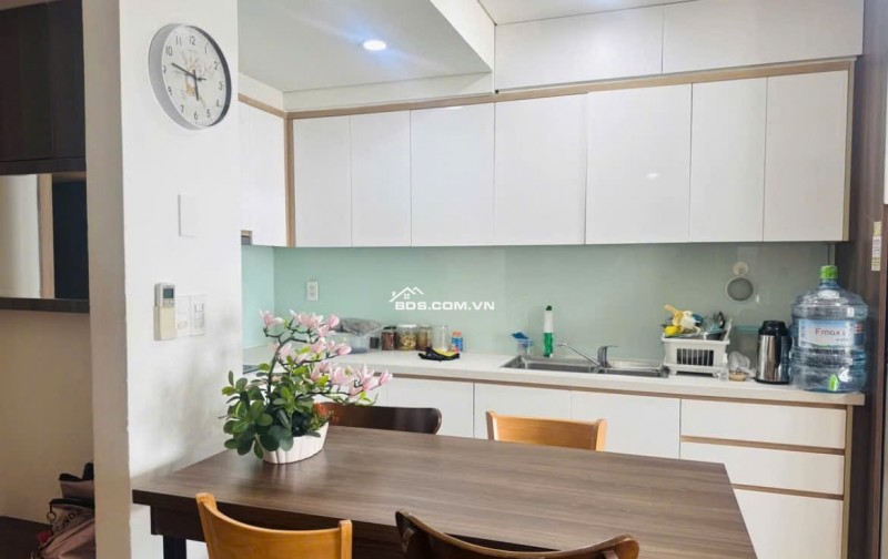 Giá 14tr/th, C/c Phúc Yên, Phan Huy Ích, P15, TB, 130m2, 3PN, 3WC.