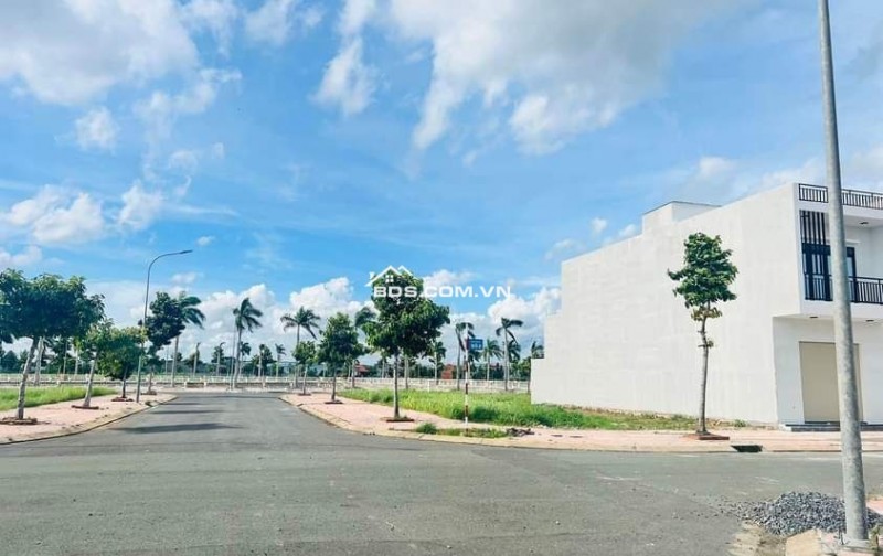 Cần bán 100m2 KDC Tây Nam Giá ngợp