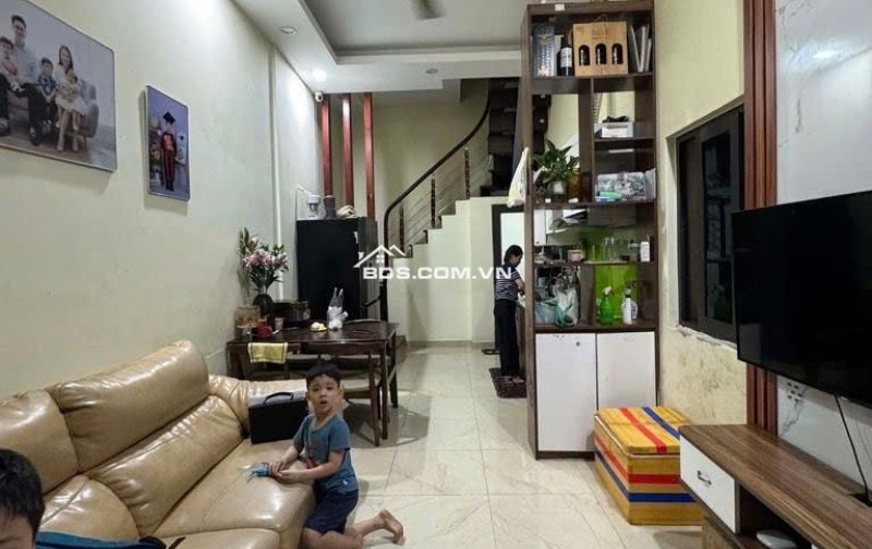 BÁN NHÀ TRẦN CUNG – LÔ GÓC 2 THOÁNG – Ô TÔ ĐỖ CỬA – TIỀM NĂNG TĂNG GIÁ CAO