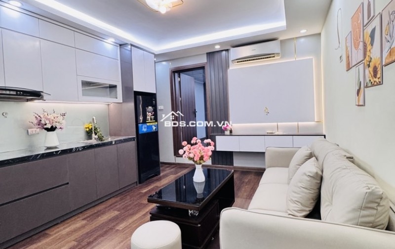 Bán tập thể QUỳnh MAi  68 m 2 ngủ 2 wc cụcw hiếm oto đỗ cổng chỉ nhỉnh 3 tỷ