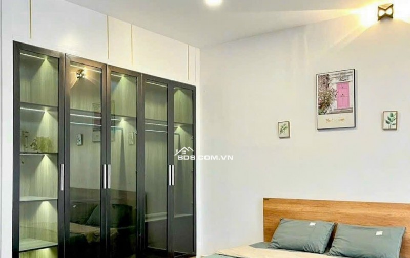 Nhà Bán 150 Đường 79 Phường Tân Quy Quận 7. Dt 5.7x21m 5 Tầng