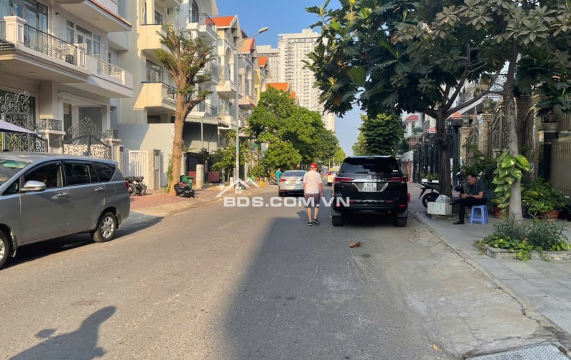 biệt thự 7.5x20m tại Khu đô thị Him Lam Kênh Tẻ, Quận 7,  TL