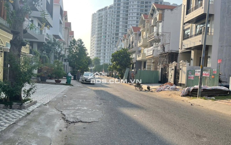 biệt thự 7.5x20m tại Khu đô thị Him Lam Kênh Tẻ, Quận 7,  TL