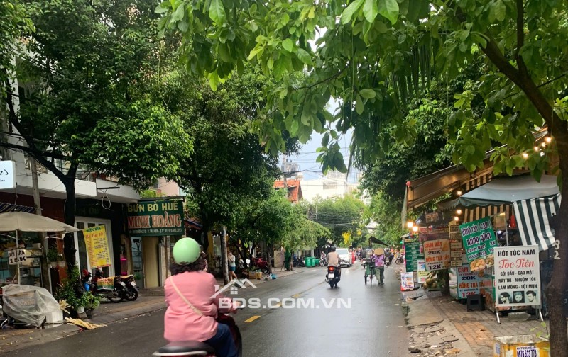 Nhà 4,3m x 27m, NH đường 79 phường Tân Quy, quận 7. Mặt tiền Trước sau