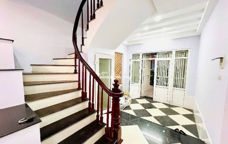 SIÊU PHẨM BA ĐÌNH - VÀI BƯỚC RA LĂNG BÁC - NHỈNH 7 TỶ CÓ NHÀ 5 TẦNG ĐẸP