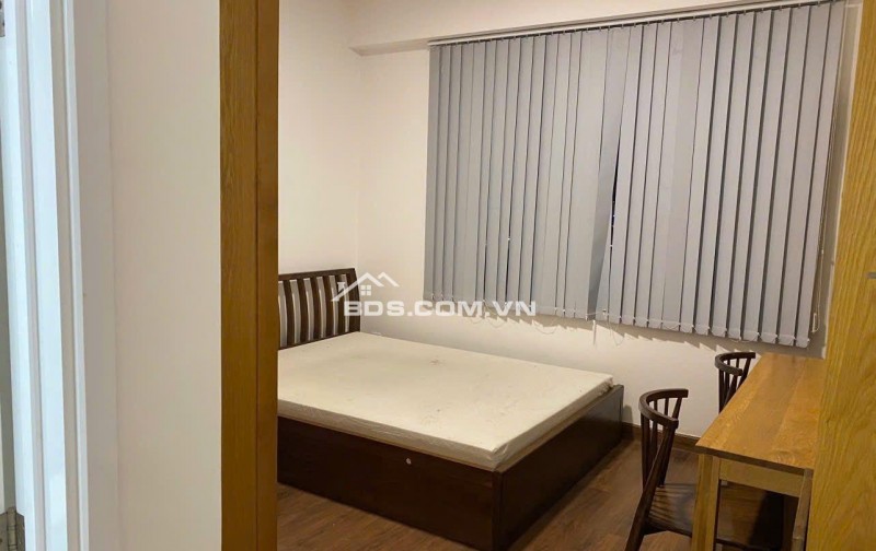 Căn 2p ngủ, full NT ở  chung cư Bàu Cát giá 11tr/th