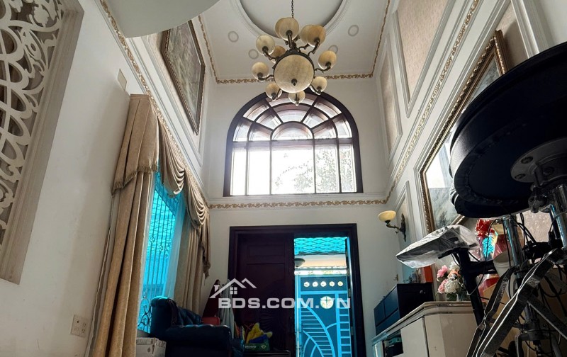 BÁN NHÀ BIỆT THỰ KDC HƯƠNG LỘ 5, P. AN LẠC, Q. BÌNH TÂN ,PHONG CÁCH TÂN CỔ ĐIỂN, MÁI NGÓI, CHÍNH CHỦ