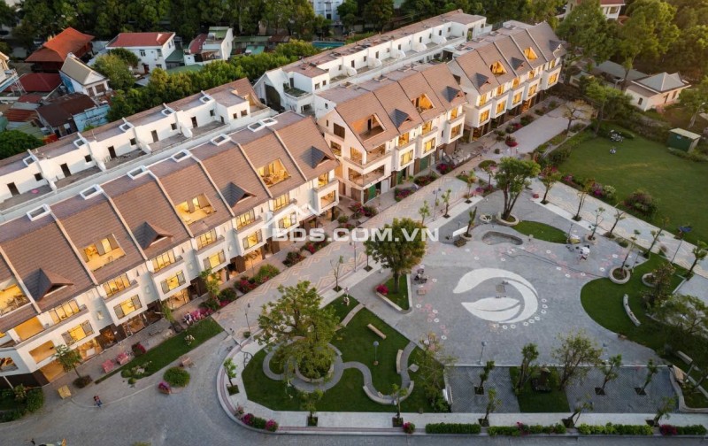 Cần bán nhà phố vị trí đẹp nhất dự án Ecopalace, trục chính TTTM, 2 mặt tiền, 5 tầng, giá đầu tư